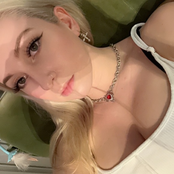 hi, I’m claire, welcome to my shop! 🪩 - Picture 5 of 5